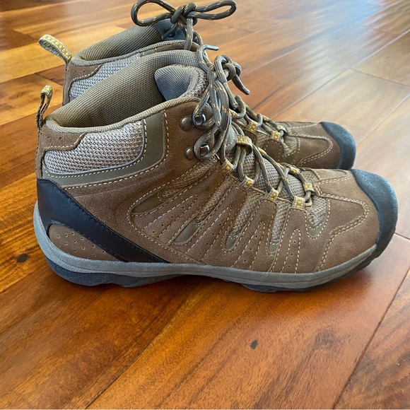 Ozark Trail Shoes Ozark Trail Mens Hiking Boots Size 95 Poshmark